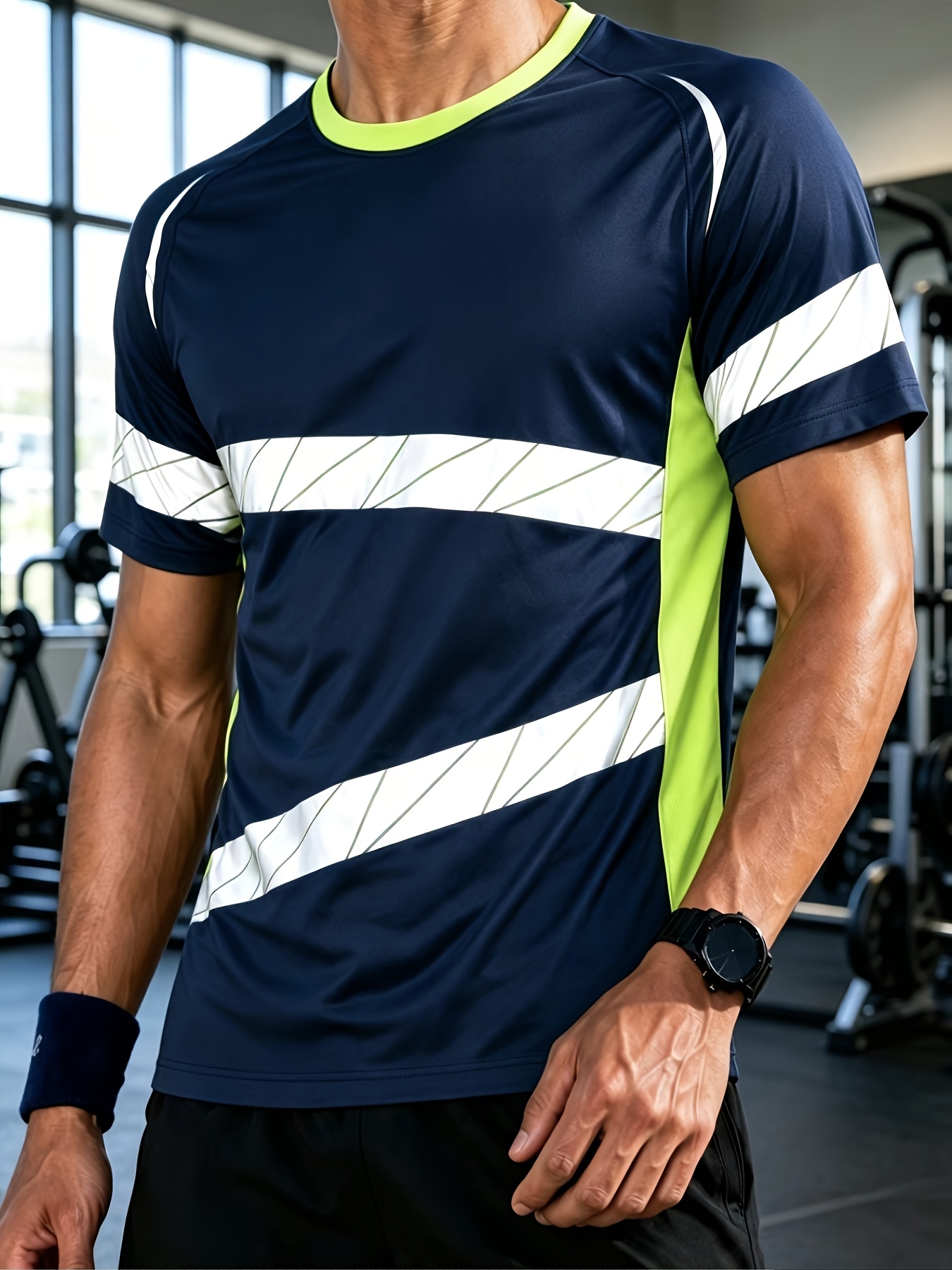 T-shirt Sportiva da Uomo a Man - T Shirt Tight Fit recensione e prezzo
